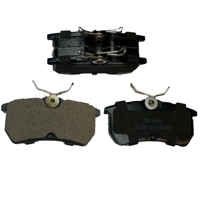 System hamulcowy OE 1107698 D886 CD8267 Automatyczne podkładki hamulcowe dla pojazdów Ford FOCUS/Volvo/FIESTA V