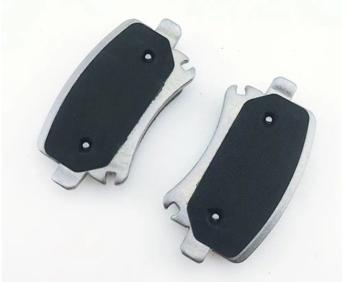 Model samochodu TOYOTA Camry OE 7N0698451A Ceramiczne wkładki hamulcowe dla Volkswagena
